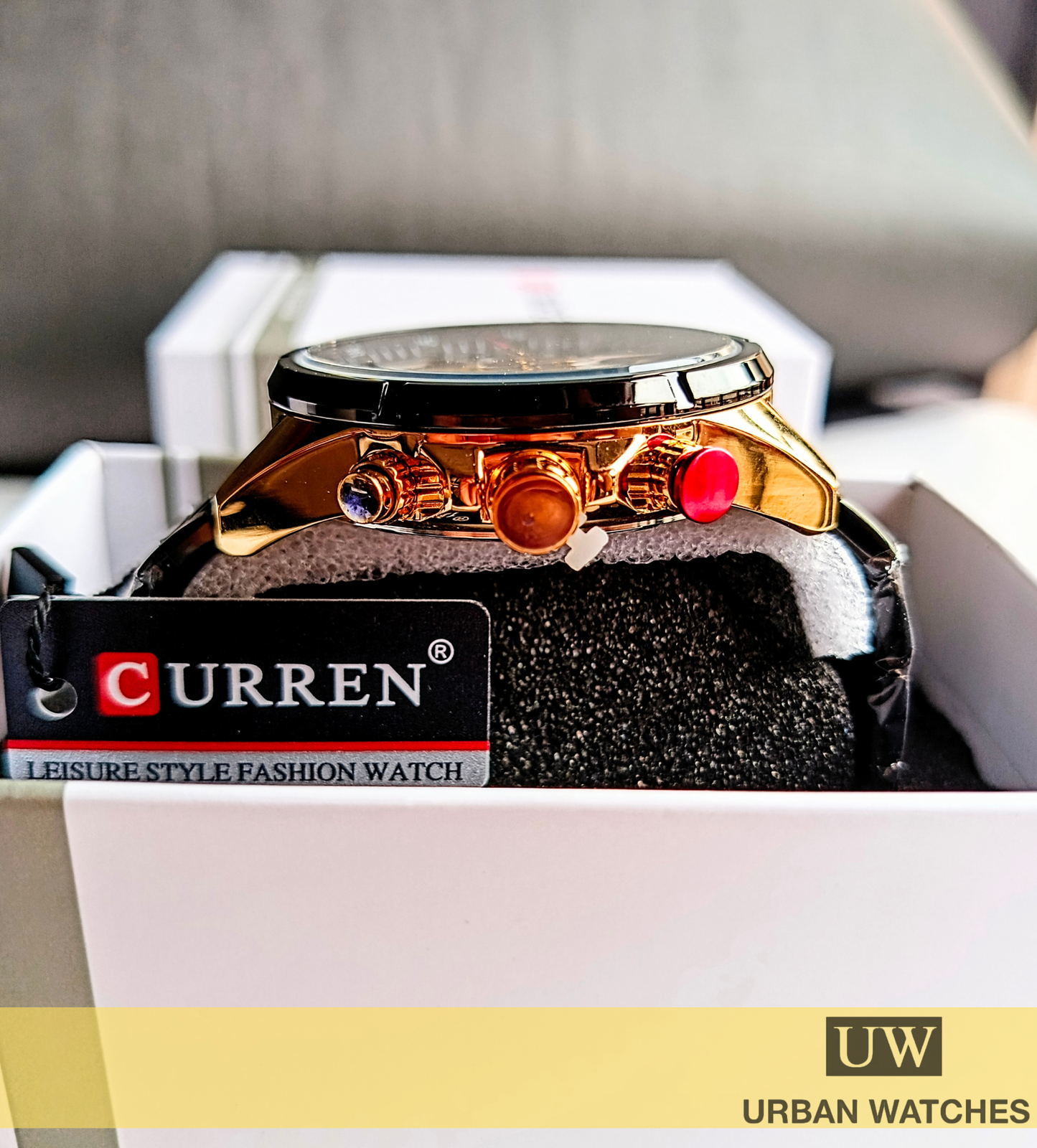 Reloj Curren 8395 Enigma - REF KREd330101 Negro - Dorado